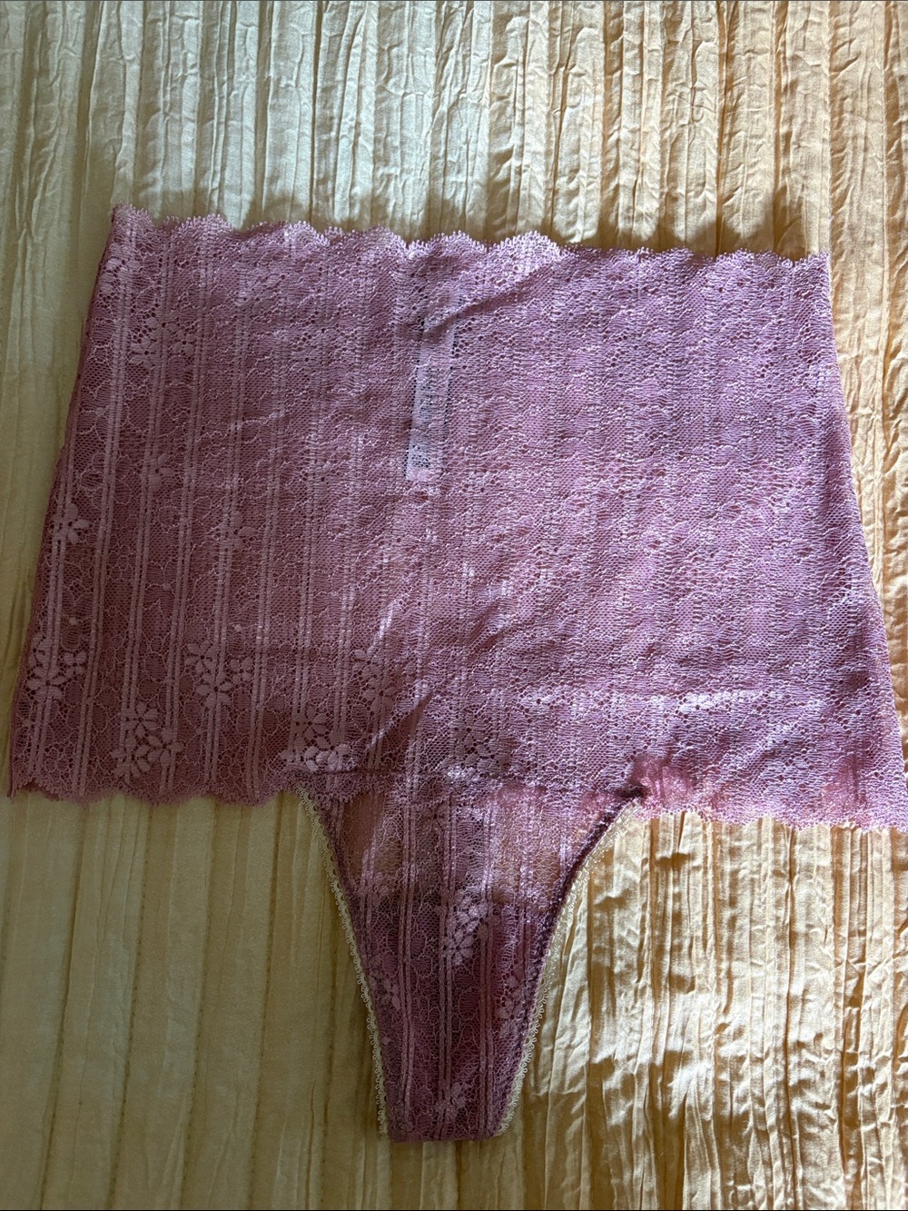 VS High-Waist Lace Thong